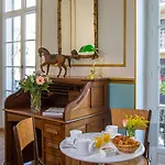 Richelieu 酒店 芒通
